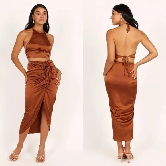 Mable x Petal & Pup NEW Angelique Open Back Satin Cognac Matching Set Size M - Picture 3 of 8